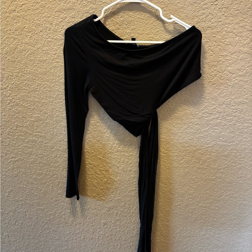 Fashion Nova Black One-Shoulder Wrap Crop Top